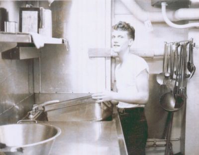 Joe Miele mess cooking, Semmes 1964 (from Mitch)
