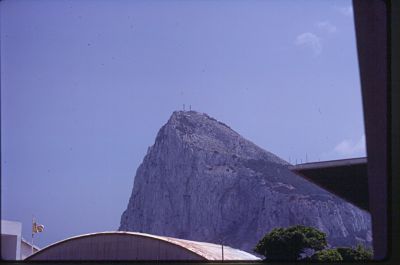1977-08,_USS_Semmes_DDG-18,_Gibraltar0025.jpg