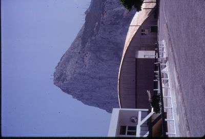 1977-08,_USS_Semmes_DDG-18,_Gibraltar0026.jpg
