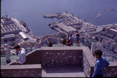1977-08,_USS_Semmes_DDG-18,_Gibraltar0038.jpg