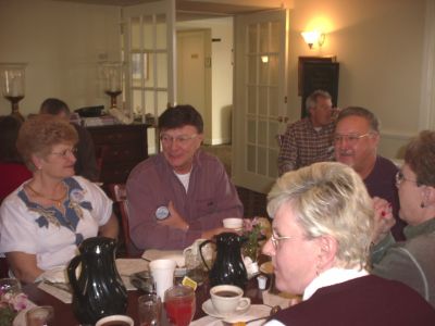 Pat and Jerry Davis, BJ and Jean Gullett, and Bonnie Beinhaur.
Background: Tom Camann
