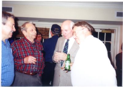 Telling sea stories
Juan Juaregui, Paul Stark, Dick Alexander, Jack Cistriano
