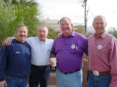 Juan Juaregui, Horst Wichek, Clint Allen, Bruno Bishop
