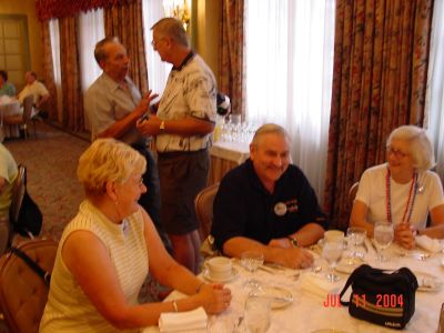 Bonnie and Ron Beinhaur and Hope Alexander seated at Jazz Brunch table.
Paul Stark and Tom Ringate standing.
