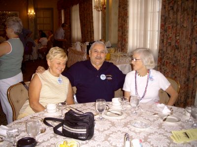 Bonnie and Ron Beinhaur with Hope Alexander.
