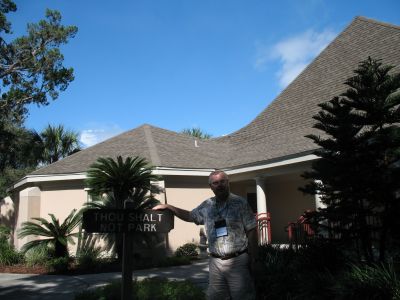 Tom Ringate doing what he does best.
